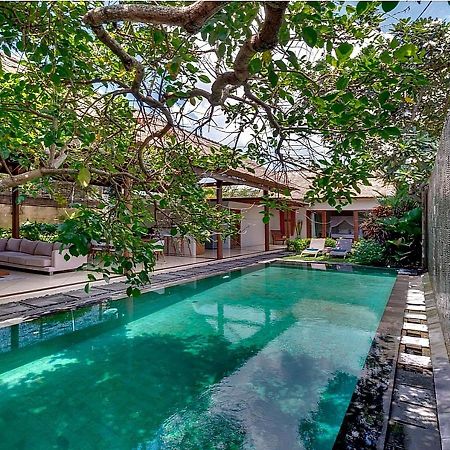 Villa Andalas Seminyak Zewnętrze zdjęcie